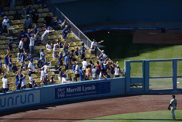 Dodgers Video: Joc Pederson Hits 2-run, Opposite-field Home Run
