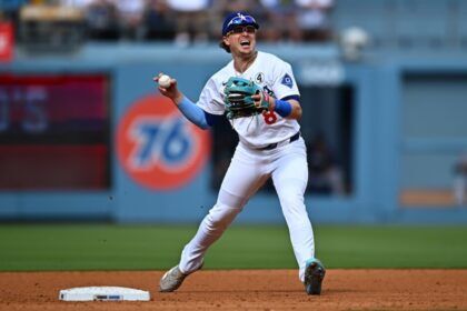 Kiké Hernández, Lou Gehrig Day jersey patch