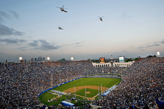 Dodgers, Red Sox, Los Angeles Memorial Coliseum