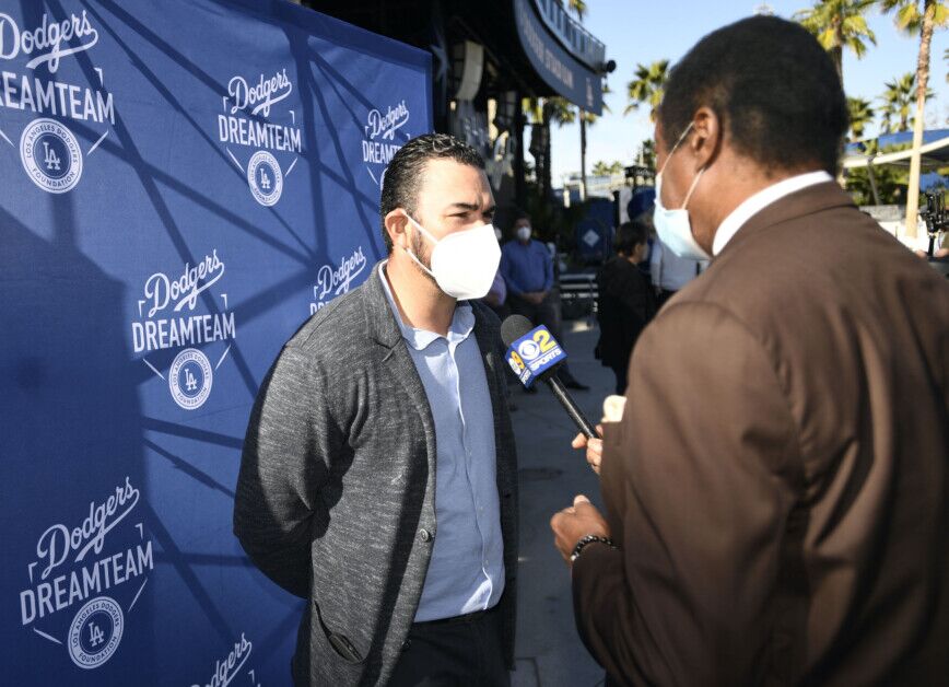 Adrian Gonzalez, Jim Hill