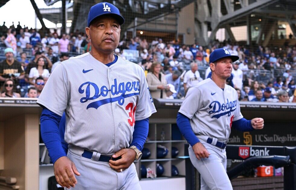 Clayton McCullough, Dave Roberts