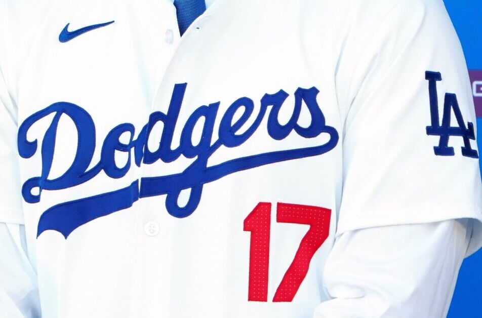 Shohei Ohtani Dodgers Jersey front, MLB: Los Angeles Dodgers Press Conference Shohei Ohtani Dodgers Jersey front