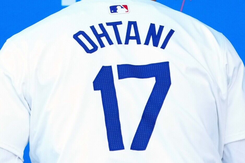 Shohei Ohtani Dodgers Jersey back, MLB: Los Angeles Dodgers Press Conference Shohei Ohtani Dodgers Jersey back