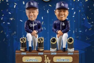 Tommy Lasorda, Dave Roberts, World Series, FOCO