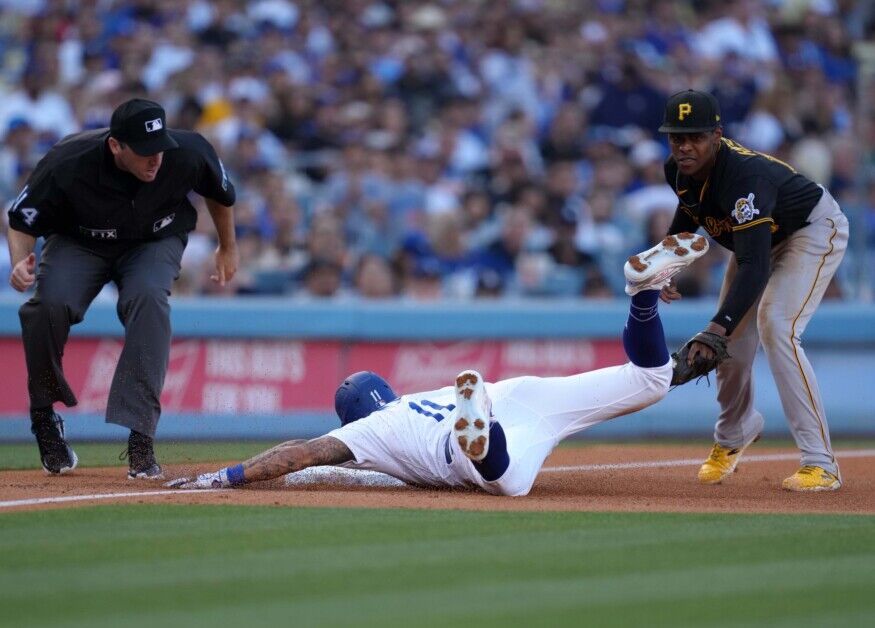 Ke'Bryan Hayes, Kevin Pillar
