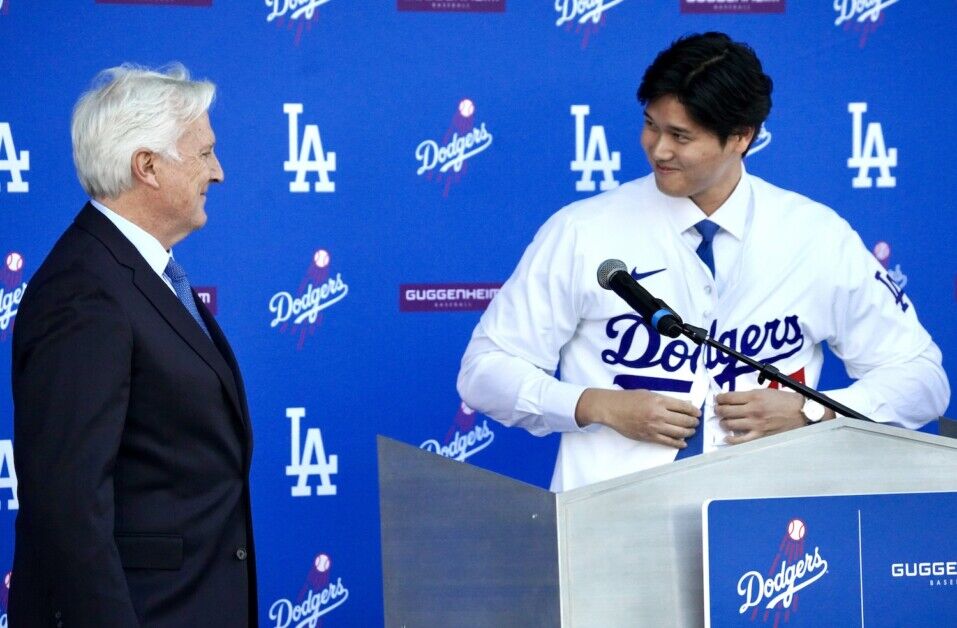 Mark Walter, Shohei Ohtani