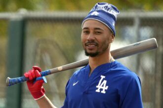 Mookie Betts, 2025 Dodgers Spring Training, Dodgers workout