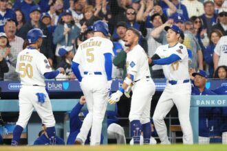 Mookie Betts, Freddie Freeman, Miguel Rojas, Shohei Ohtani, Dave Roberts, Bob Geren, Dodgers gold series, MLB gold program